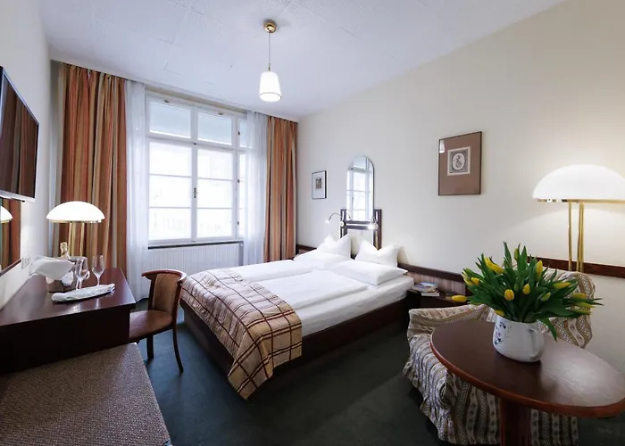 Continental Hotel-Pension