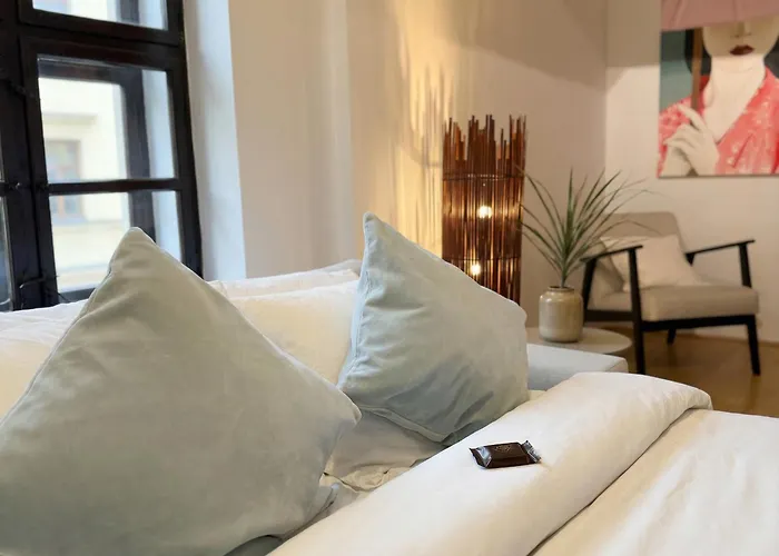 Vienna First District Rooftop Suite - Exclusive Living Near Stephansdom